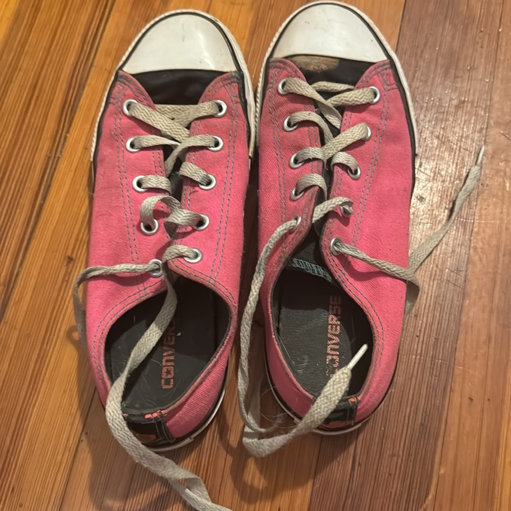 Converse - Picture 3 of 3